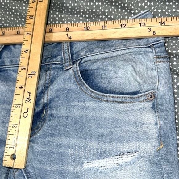 American Eagle Outfitters Artist Flare Super Stretch Distressed Jeans Size 2 - Picture 9 of 10